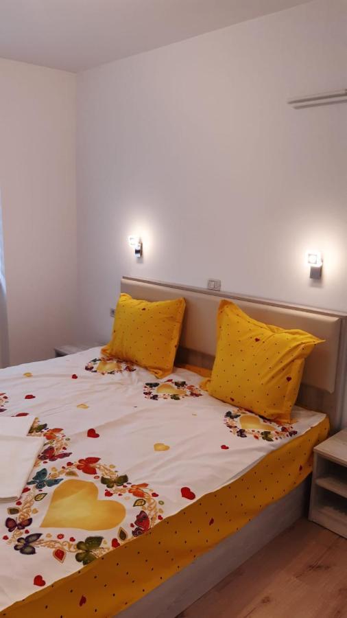 Calypso Rooms Făgăraş Zewnętrze zdjęcie